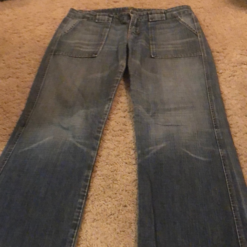 Jeans